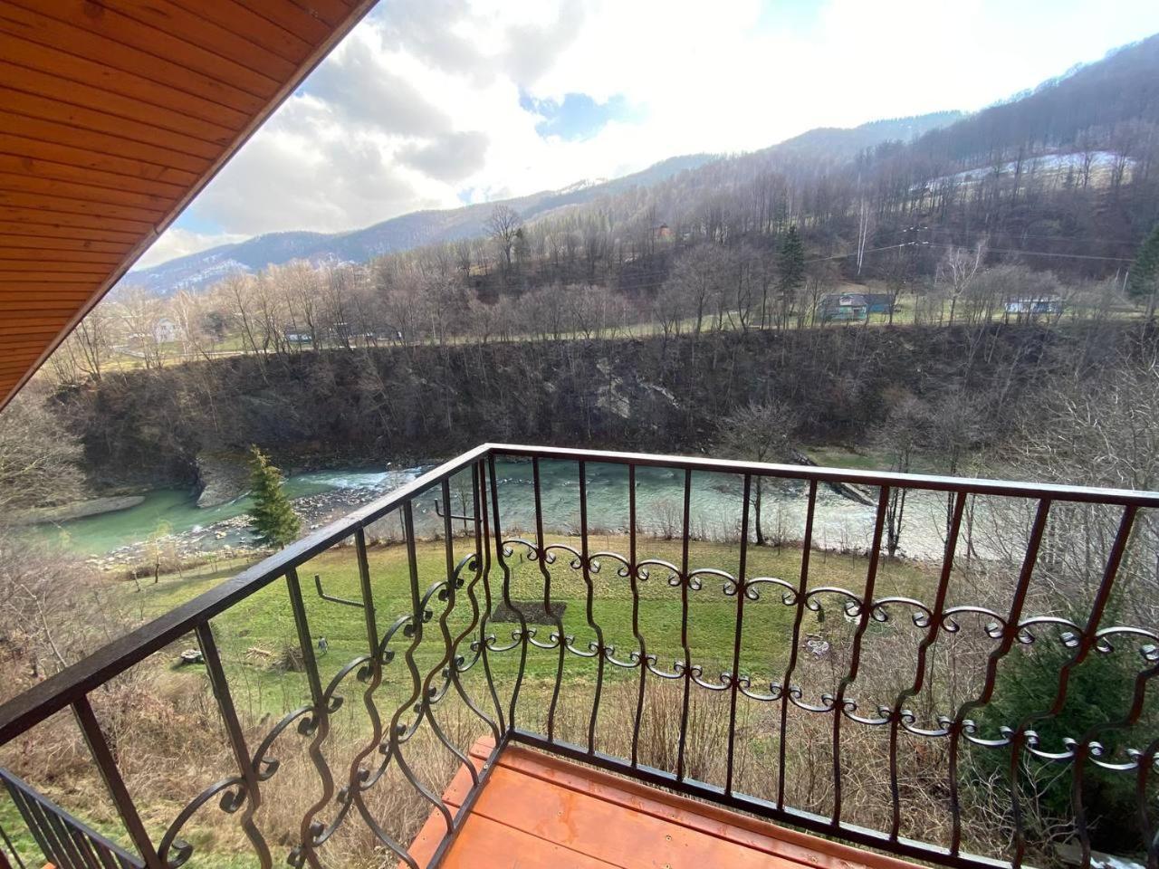 Акорди Плеса Yaremche Exterior foto