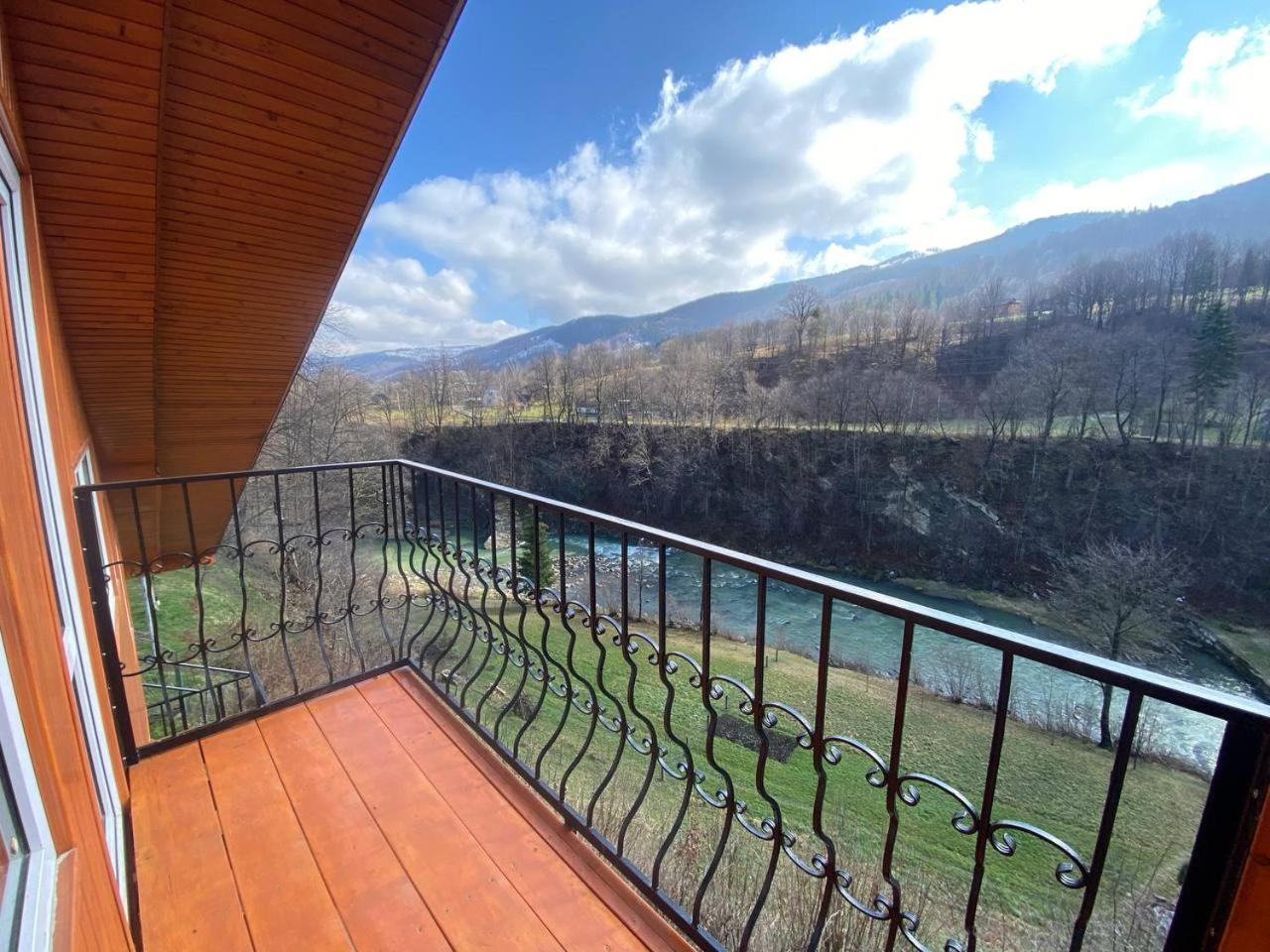 Акорди Плеса Yaremche Exterior foto